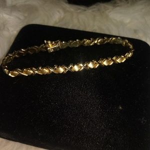 14k Gold Hugs and Kisses XoXo Bracelet 7'